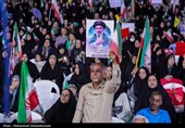 طنین «لبیک یا خامنه‌ای» در شب عید قربان در میدان‌داری بوشهری‌ها