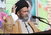 اقامه نماز باشکوه عید قربان در محوطه شهیدگاه شیخ صفی‌الدین اردبیلی