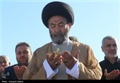 اقامه نماز باشکوه عید قربان در محوطه شهیدگاه شیخ صفی‌الدین اردبیلی