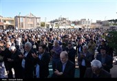اقامه نماز باشکوه عید قربان در محوطه شهیدگاه شیخ صفی‌الدین اردبیلی