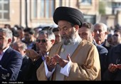 اقامه نماز باشکوه عید قربان در محوطه شهیدگاه شیخ صفی‌الدین اردبیلی