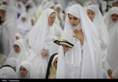 مراسم دعای عرفه در صحرای عرفات