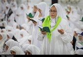 مراسم دعای عرفه در صحرای عرفات