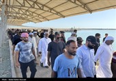 تشییع پیکر شهید صیاد زید ماهیگیر لارکی در  جزیره لارک