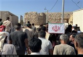 تشییع پیکر شهید صیاد زید ماهیگیر لارکی در  جزیره لارک