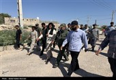 تشییع پیکر شهید صیاد زید ماهیگیر لارکی در  جزیره لارک