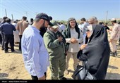 تشییع پیکر شهید صیاد زید ماهیگیر لارکی در  جزیره لارک