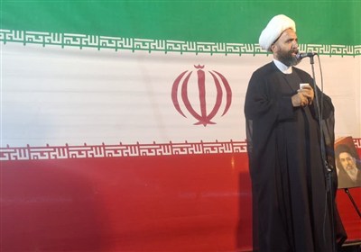 تمسک به ولایت؛ راه نجات بشر از ظلم صهیونیسم و تفکرات باطل غرب