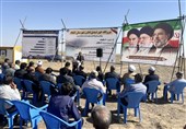 کلنگ‌زنی نیروگاه 6 مگاواتی خورشیدی در گناباد