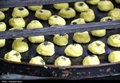 عطر شیرین کرمانشاه در نان برنجی و کاک
