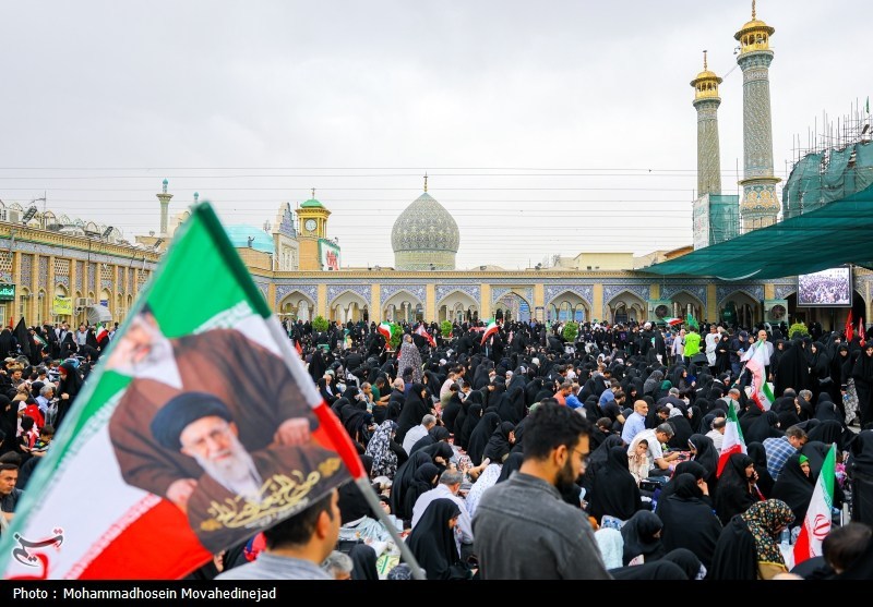 Memorial Ceremony Honors Martyred Members of Late Leader’s Family
