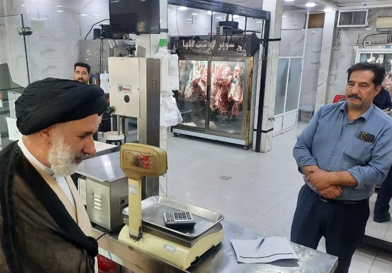 دیدار صمیمانه نماینده ولی فقیه در چهارمحال و بختیاری با کسبه + تصویر