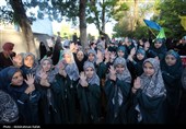 اهتزاز پرچم مزین به نام علی ولی الله (ع) بر فراز شهر همدان