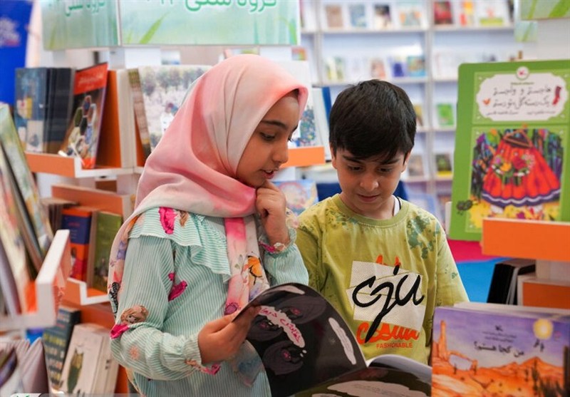 کتاب کودک , کانون پرورش فکری , کتاب , نمایشگاه کتاب , 