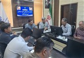 بررسی چالش سوخت کامیون‌داران قائنات؛ راهکارها در استان پیگیری می‌شود