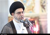 تکریم خانواده 58 شهید جنگ رمضان کرمان با حضور نماینده آیت‌الله سیستانی