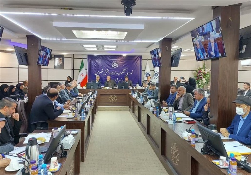 فعالان اقتصادی خراسان جنوبی بر اصلاح مقررات تأکید کردند