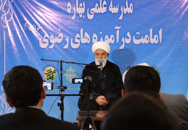 امام رضا (ع) , حدیث , آیت‌الله سید علی خامنه‌ای , حکمرانی دینی , ادیان توحیدی , تمدن اسلامی , فقه پویا , ولایت فقیه , حوزه علمیه , صدسالگی حوزه علمیه قم , حوزه پیشرو و سرآمد , 