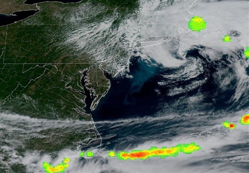 Meteor Explodes over Massachusetts, Setting Off Loud Booms