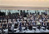 گرامیداشت شهدای سادات ورامین همراه با رونمایی کتاب ایثار برگزار شد