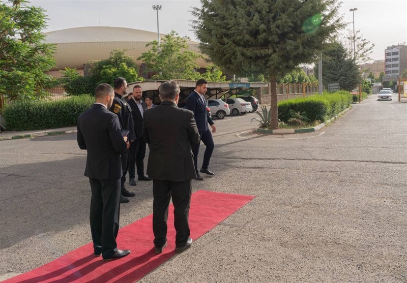 فوتبال , استقلال ,