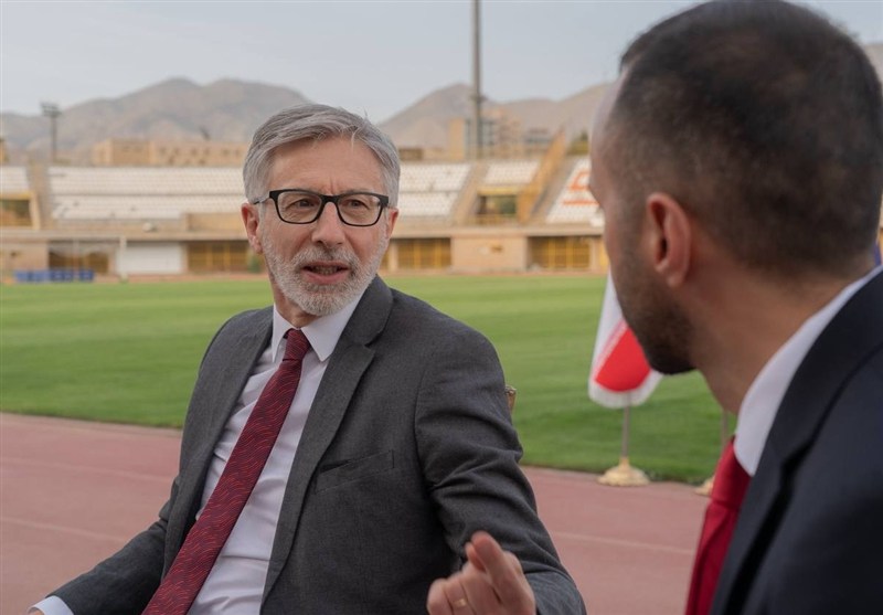 فوتبال , استقلال ,