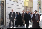 دیدار مسئولان کشوری و استانی با خانواده شهیدای ورامین