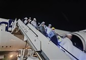 بازگشت اولین گروه پروازی حجاج از سرزمین وحی به فرودگاه شیراز