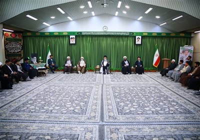 طلبگی شغل نیست؛ وقف شدن در دستگاه امام زمان(عج) است