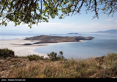 Kabudan: Largest Island in Lake Oroumiyeh National Park