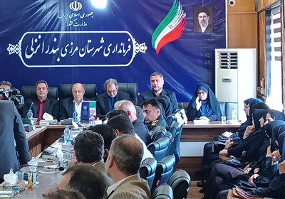 مجلس در کنار دولت برای عبور از شرایط حساس کشور ایستاده است
