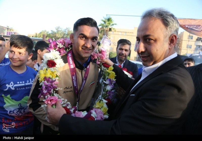 اخبار اصفهان , کشتی فرنگی , 
