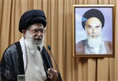 خط امام؛ میدان تفسیرهای رقیب و میدان‌داری رهبر شهید انقلاب