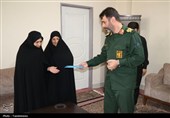 دیدار فرمانده سپاه انصارالمهدی با خانواده شهدا
