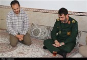 دیدار فرمانده سپاه انصارالمهدی با خانواده شهدا