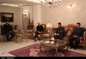 دیدار فرمانده سپاه انصارالمهدی با خانواده شهدا