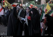 اهتزاز پرچم متبرک حرم امیرالمومنین(ع) در اجتماع مردمی ایران مقاوم در کرمان