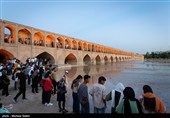 بازگشایی  آب زاینده رود