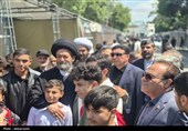 بازدید آیت‌الله عاملی از موکب‌های غدیر؛ 35 هزار پرس غذا میان مردم اردبیل توزیع شد