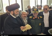 بازدید آیت‌الله عاملی از موکب‌های غدیر؛ 35 هزار پرس غذا میان مردم اردبیل توزیع شد