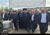بازدید آیت‌الله عاملی از موکب‌های غدیر؛ 35 هزار پرس غذا میان مردم اردبیل توزیع شد
