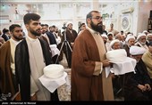 مراسم عمامه‌گذاری جمعی از طلاب در قم همزمان با عید غدیر