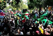 ببینید| پیام مردم از غدیر برای رهبر انقلاب: «انا علی العهد سید مجتبی»