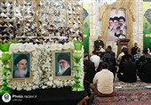 میثاق غدیر در سایه‌سار روح‌الله؛ طنین نغمه‌های ولایی در حرم رضوی
