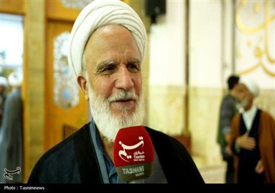 مردم ایران پای ولایت ایستاده‌اند