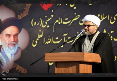 امامین انقلاب تجلی عینی پیام غدیر هستند/رمز عبور از توطئه‌های دشمن