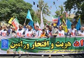 طنین لبیک یا خامنه‌ای در راهپیمایی باشکوه 15 خرداد ورامین