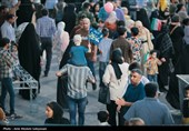 شکوه حضور مردم در میهمانی کیلومتری غدیر در کرمان