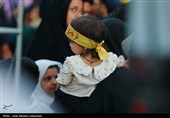 شکوه حضور مردم در میهمانی کیلومتری غدیر در کرمان