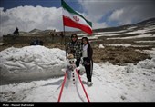 جشنواره آدم‌ برفی در پیست اسکی توچال